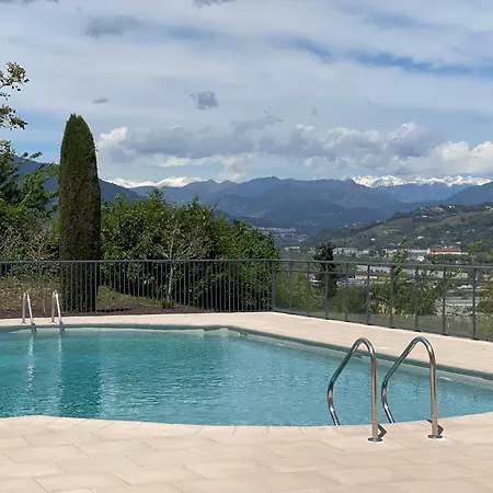 Appartement Superbe De 31m En Rez De Jardin